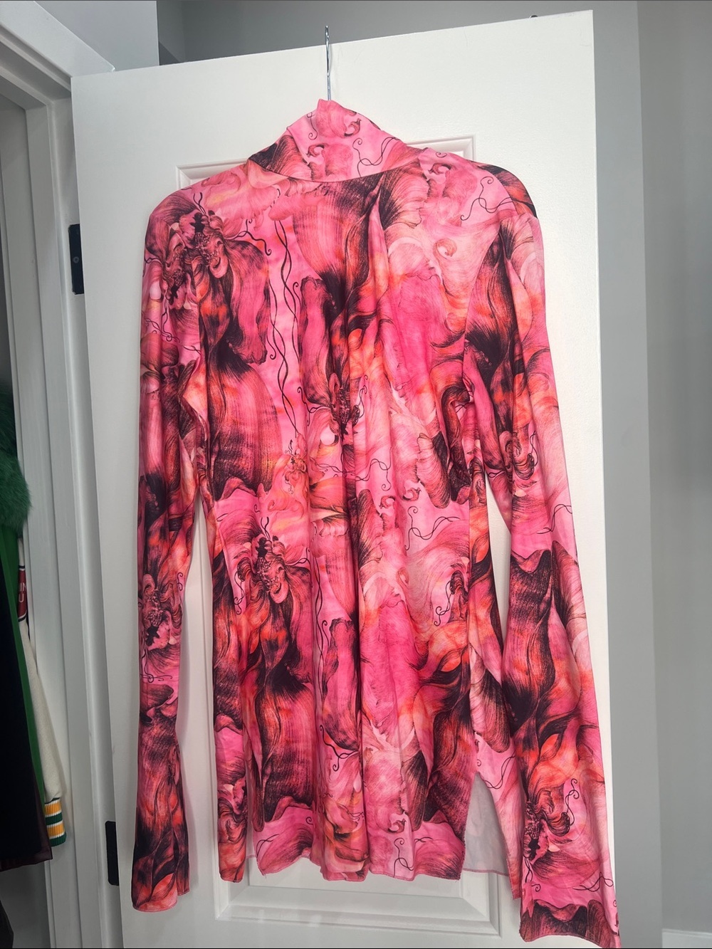Women's Pink Abstract Print Long Sleeve dress​